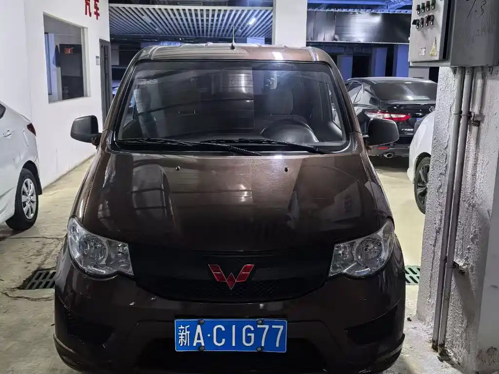 Wuling Hongguang 2018