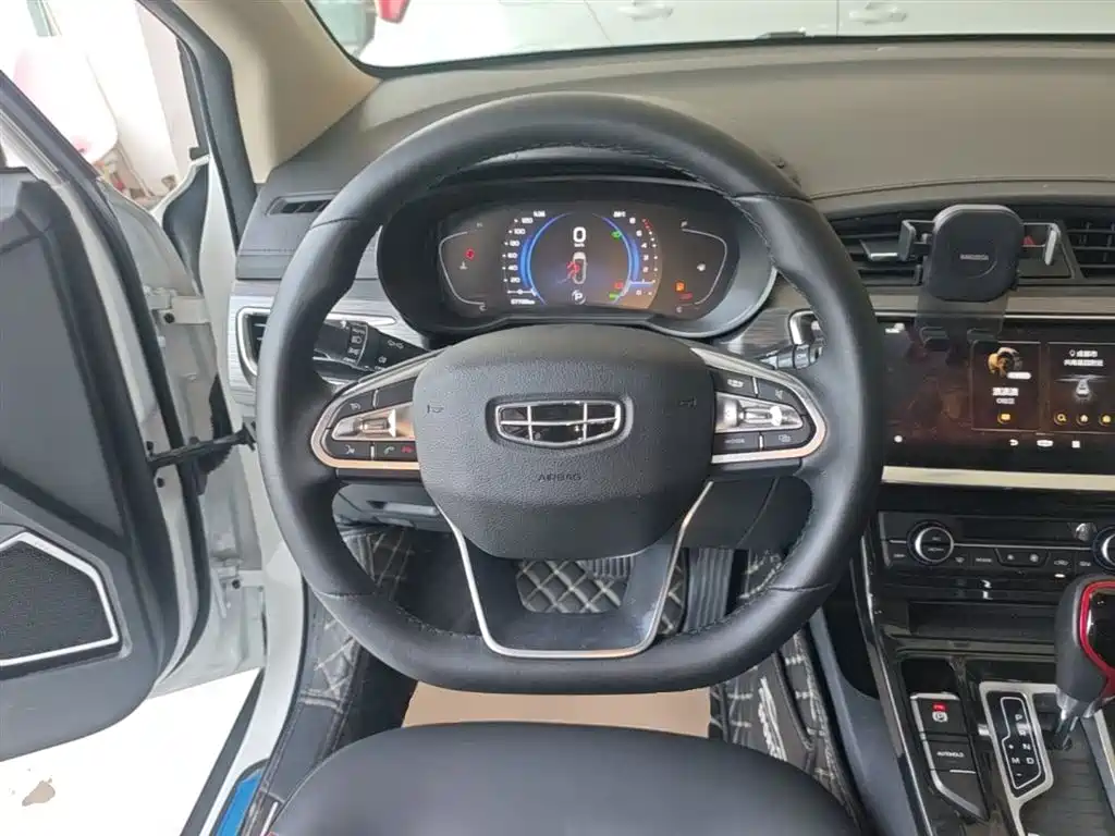 Geely Emgrand GS 2020 — фото 11