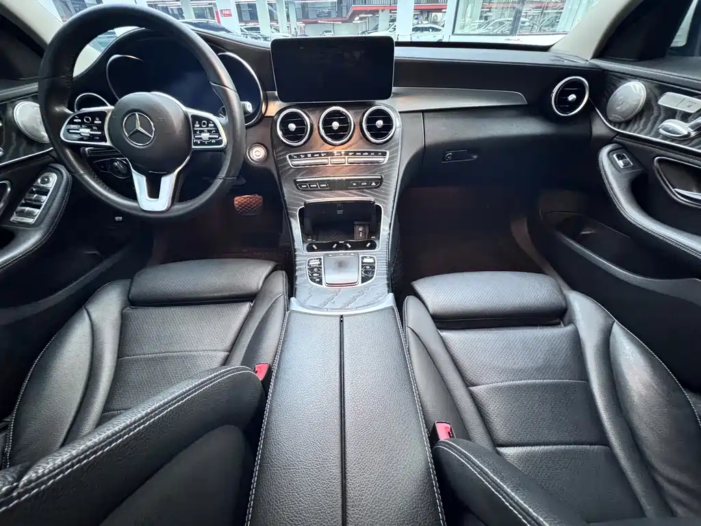 Mercedes-Benz C-Class 2020 — фото 14