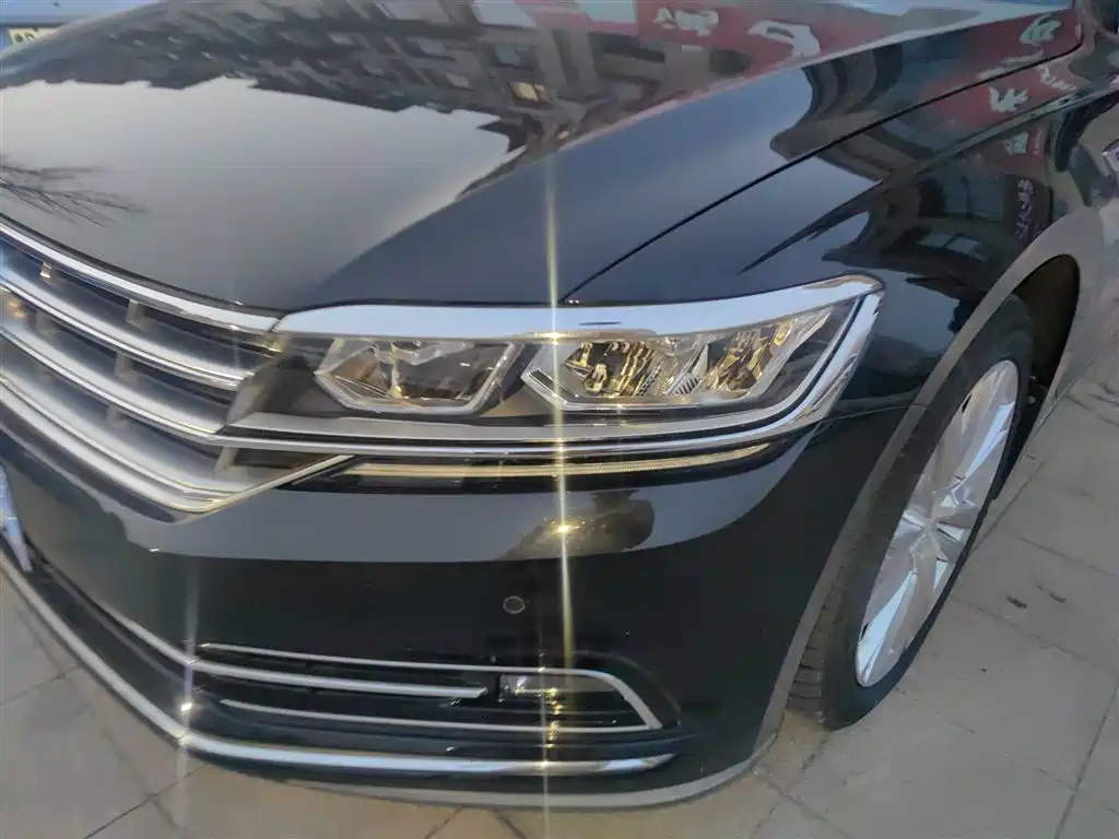 Volkswagen Phideon 2018 — фото 18