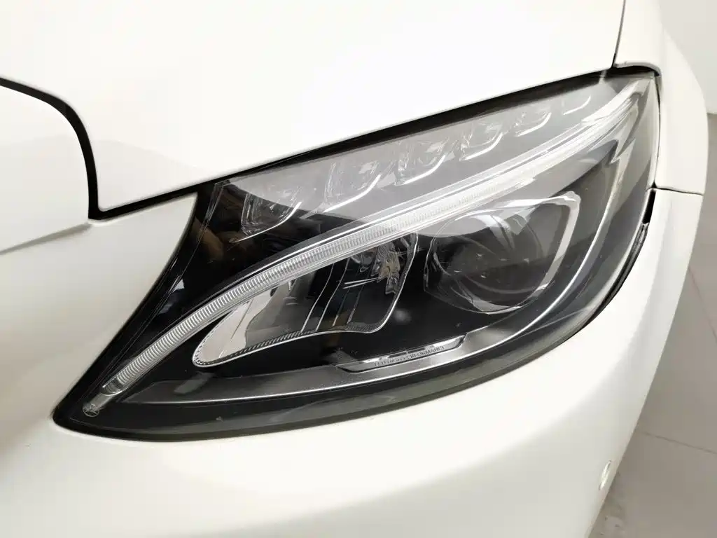 Mercedes-Benz C-Class 2017