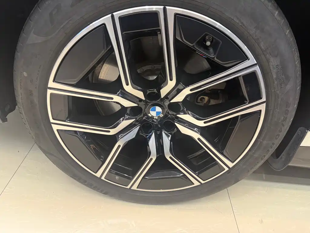 BMW i7 2024 — фото 14