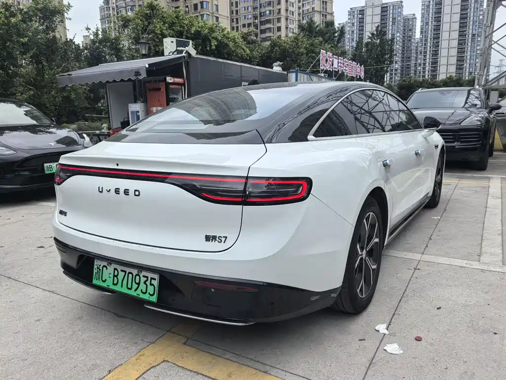 Luxeed Zhijie S7 2025 — фото 6