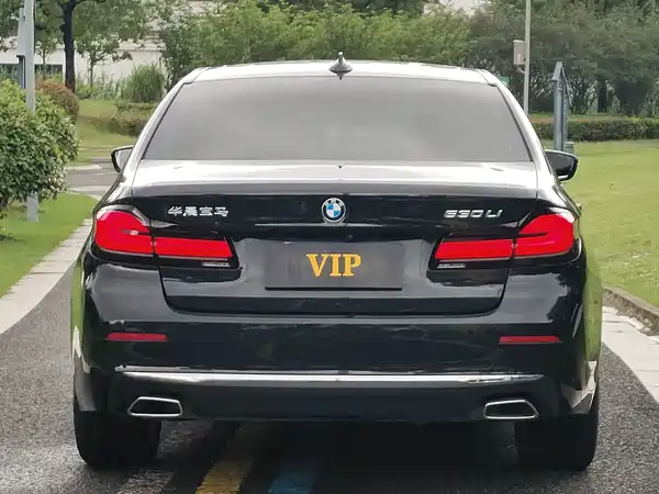BMW 5 Series 2022