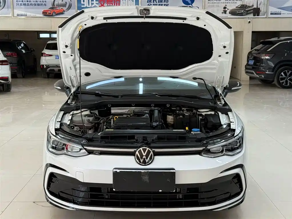 Volkswagen Golf 2022