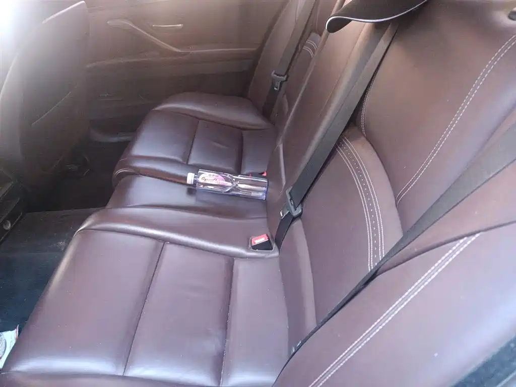 BMW 5 Series 2016 — фото 15