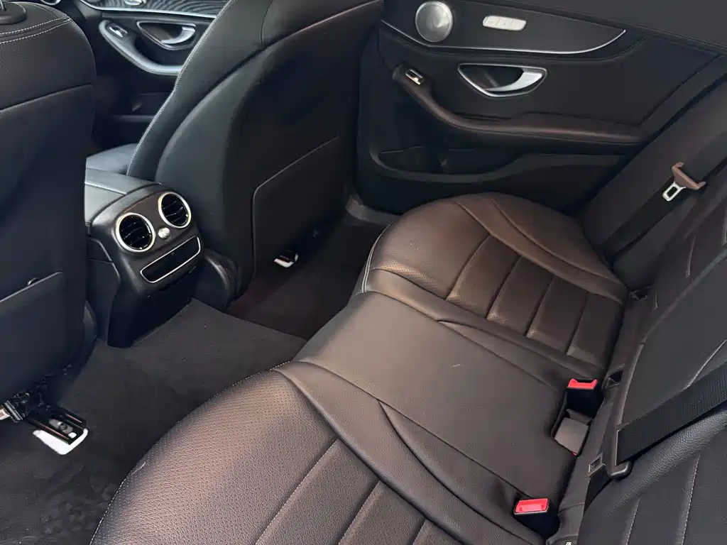Mercedes-Benz C-Class 2020 — фото 17