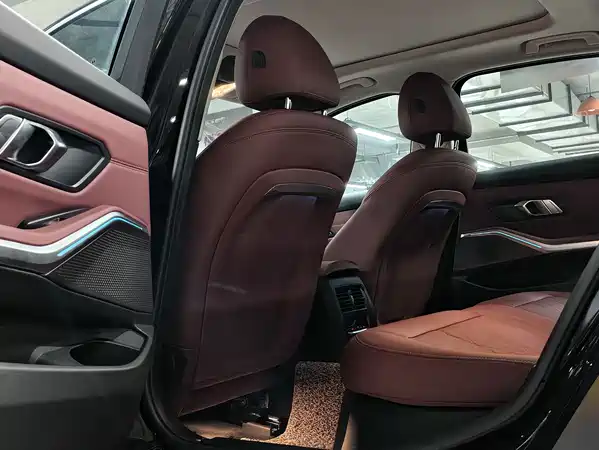 BMW 3 Series 2024