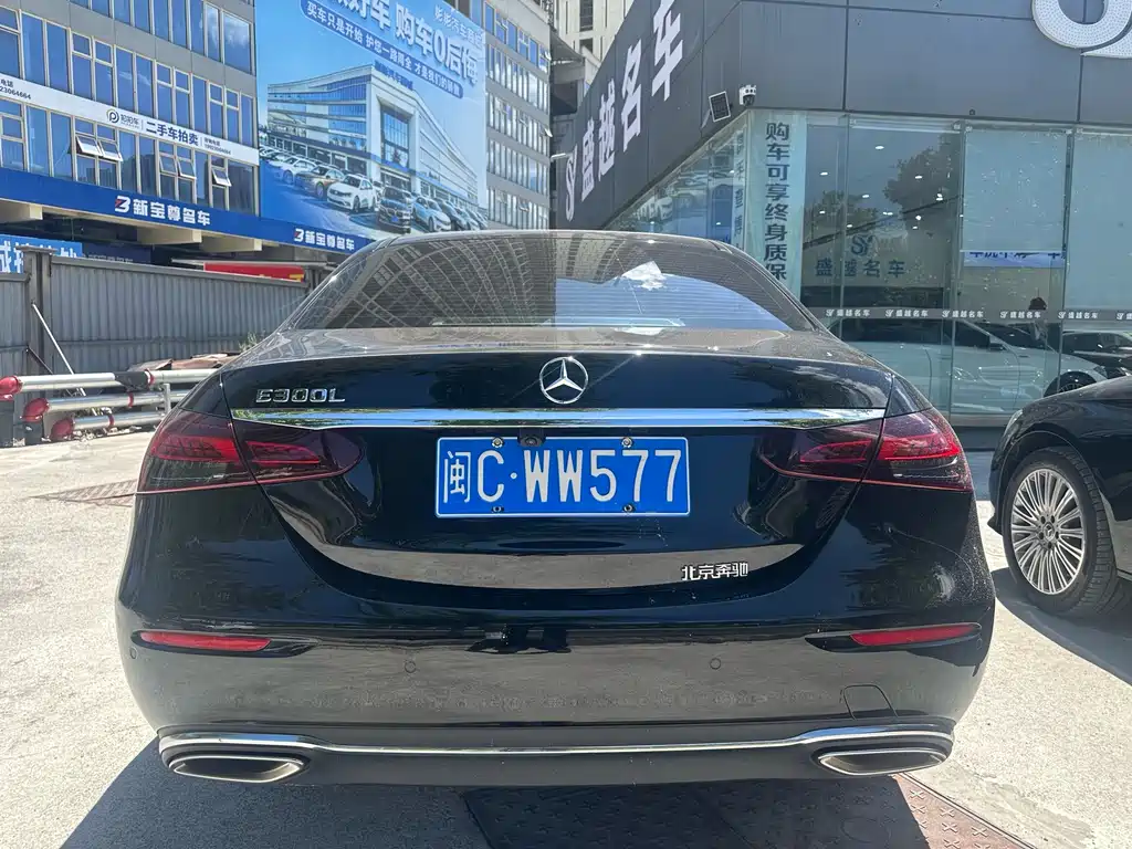 Mercedes-Benz E-Class 2020 — фото 16