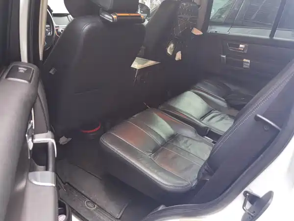 Land Rover Discovery 2016