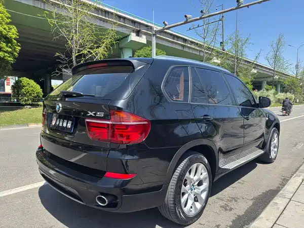 BMW X5 2011