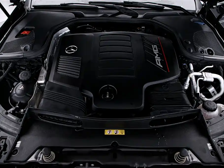 Mercedes-Benz AMG GT 2021 — фото 17