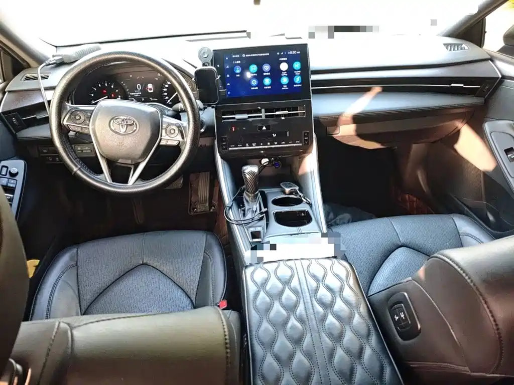 Toyota Avalon 2022 — фото 13
