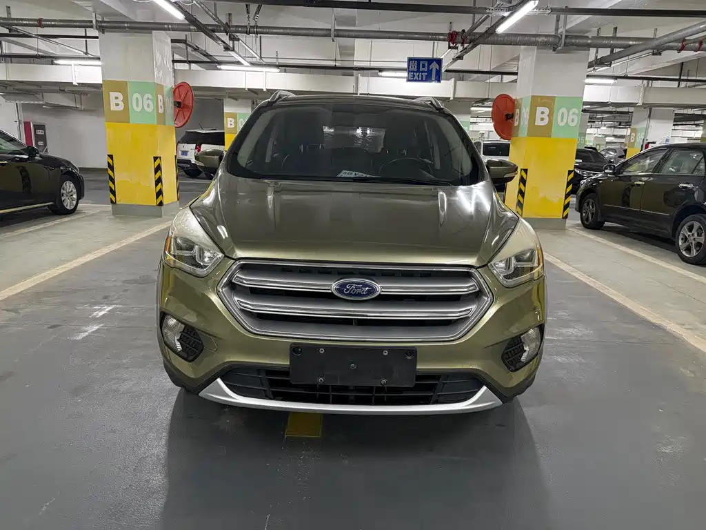 Ford Kuga 2017 — фото 1