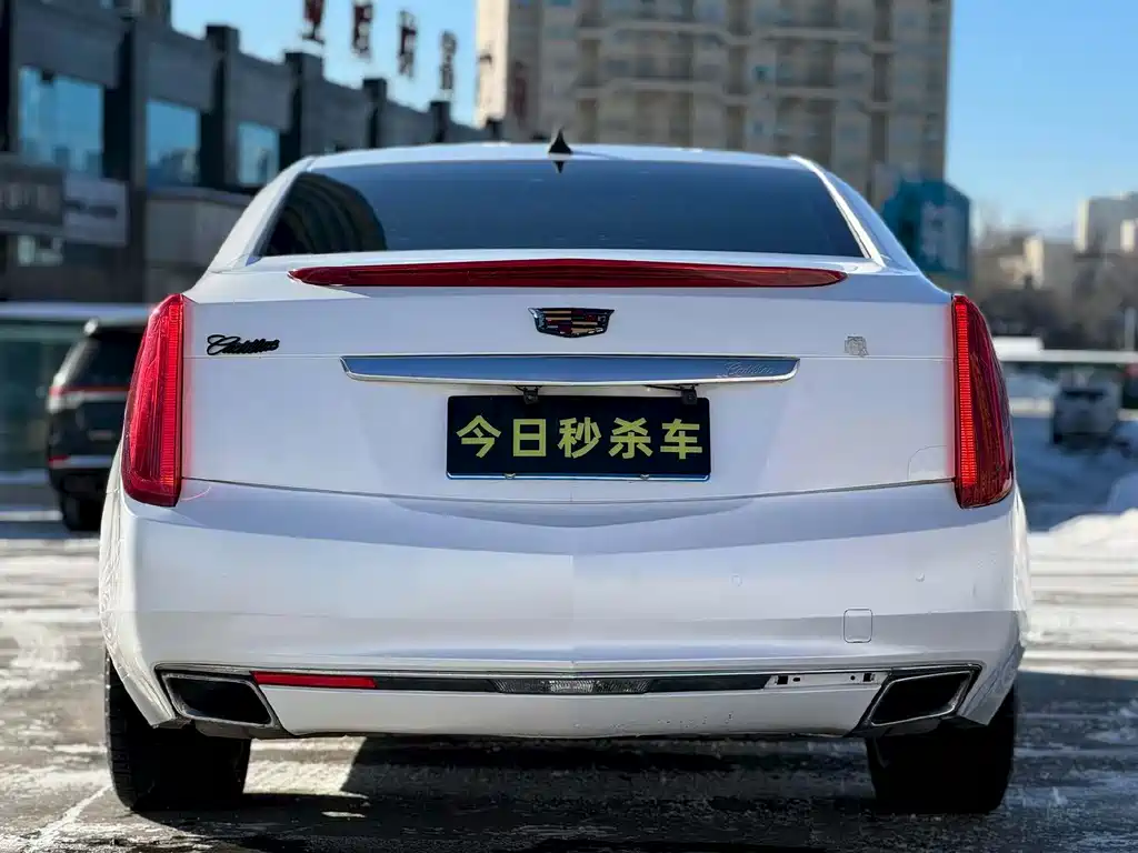 Cadillac XTS 2017 — фото 8