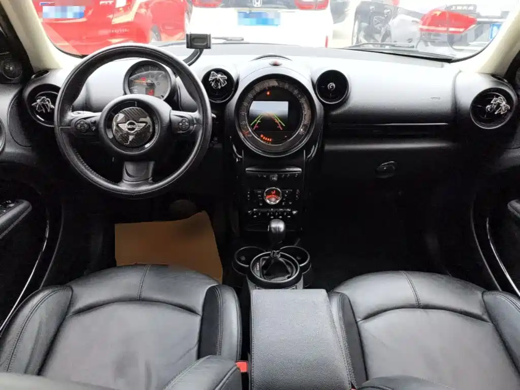 MINI Countryman 2015 — фото 10