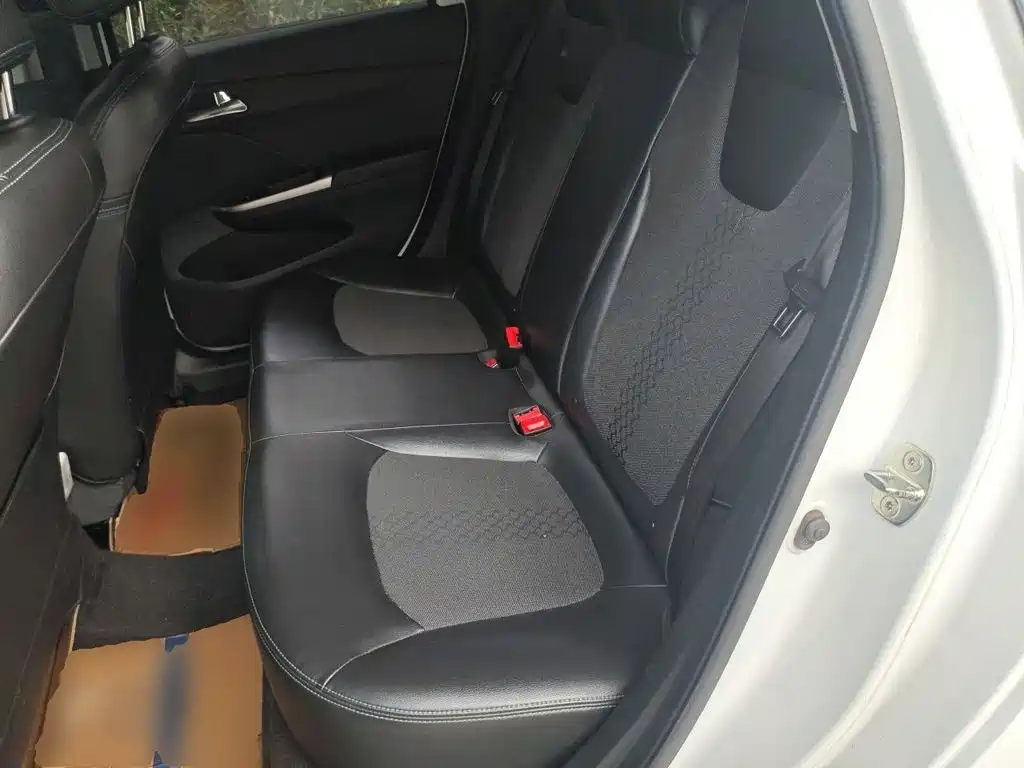 Chevrolet Lefeng RV 2016 — фото 18
