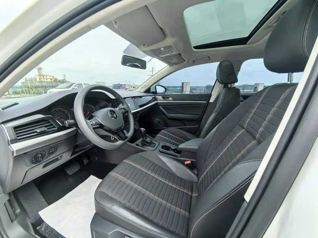 Volkswagen Lavida 2021