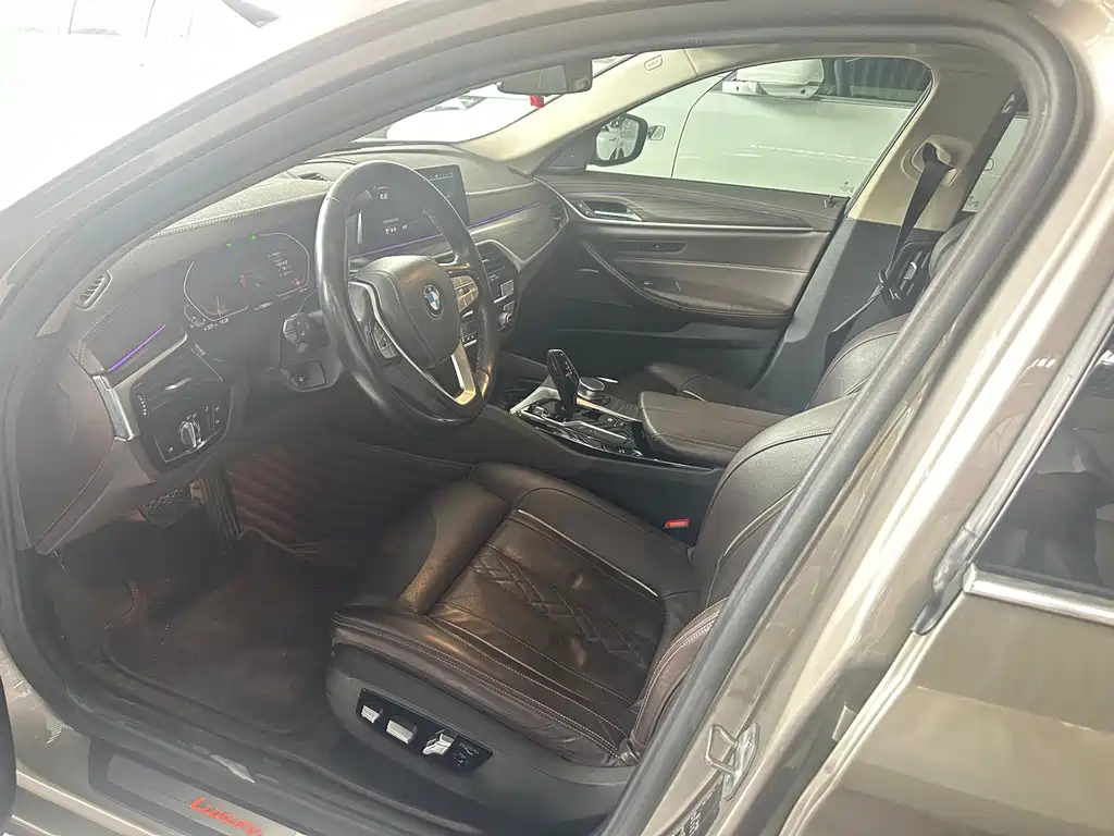 BMW 5 Series 2020