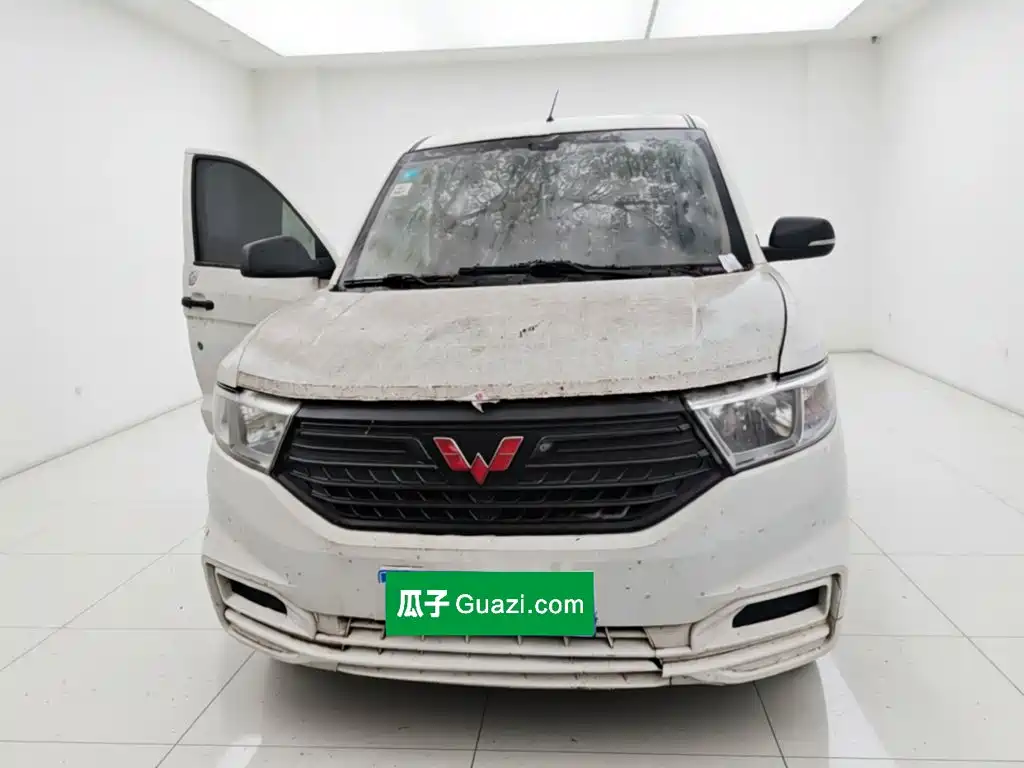 Wuling Hongguang V 2020 — фото 24
