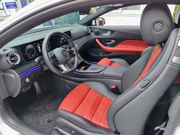 Mercedes-Benz E-Class 2021