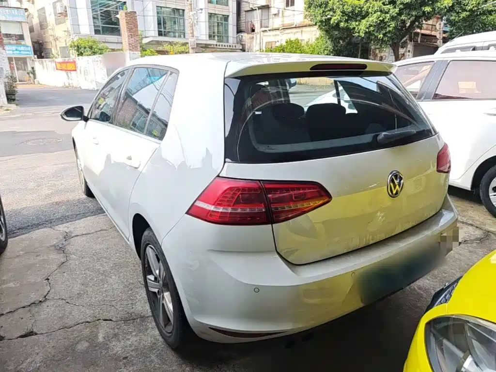 Volkswagen Golf 2014