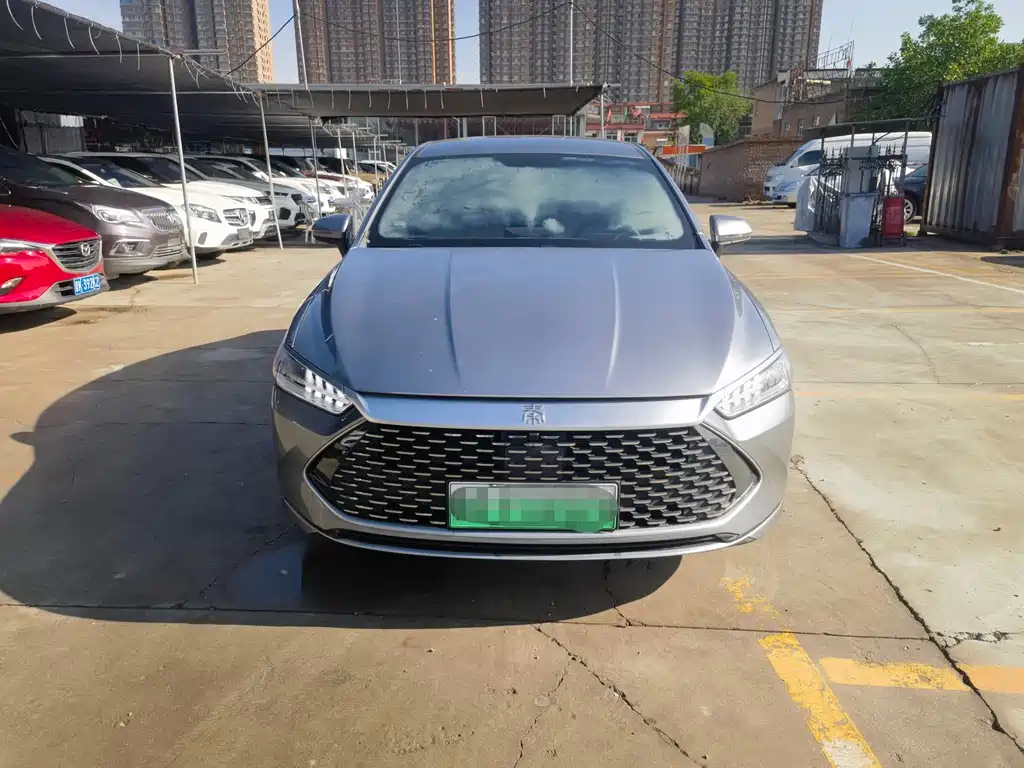 BYD Qin PLUS 2023 — фото 2