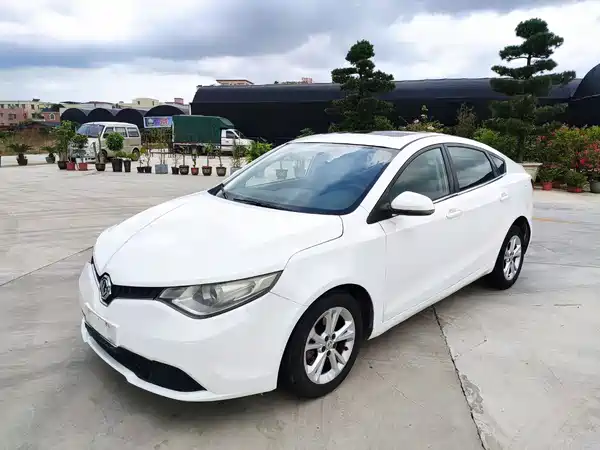 MG GT 2016