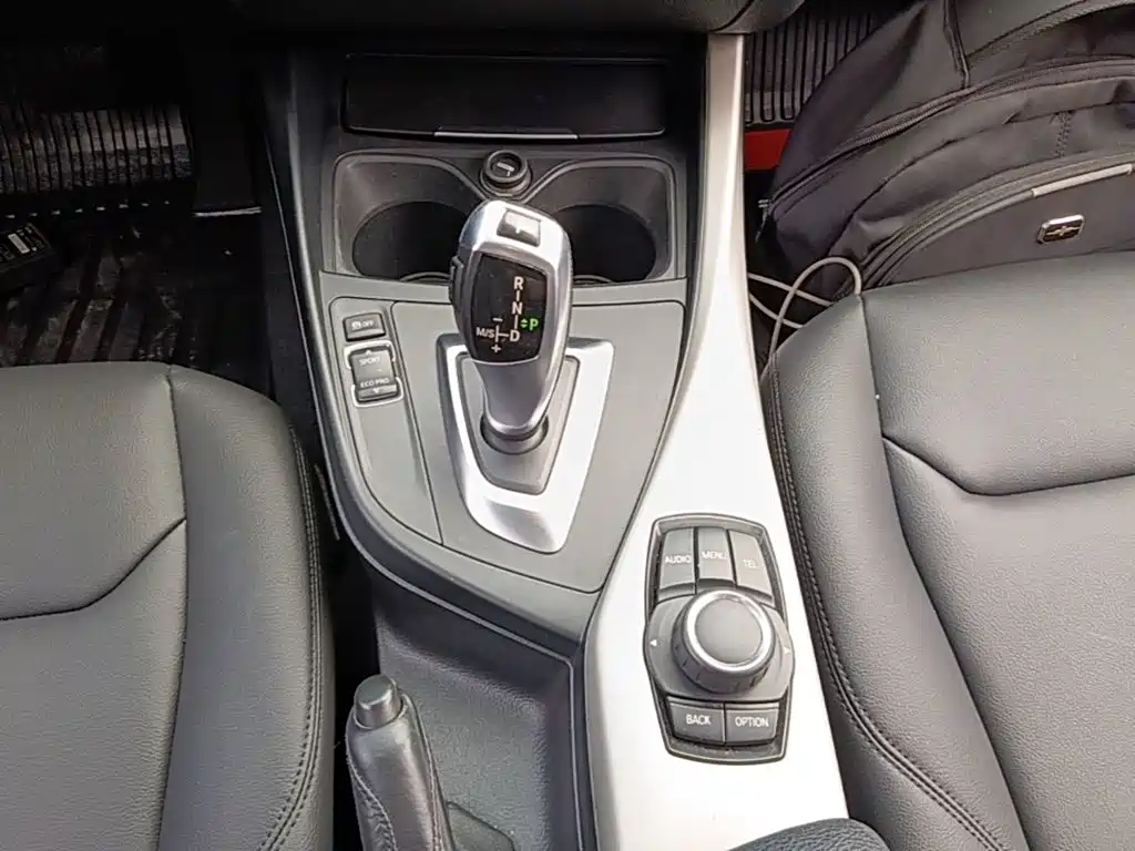 BMW 1 Series 2015 — фото 14