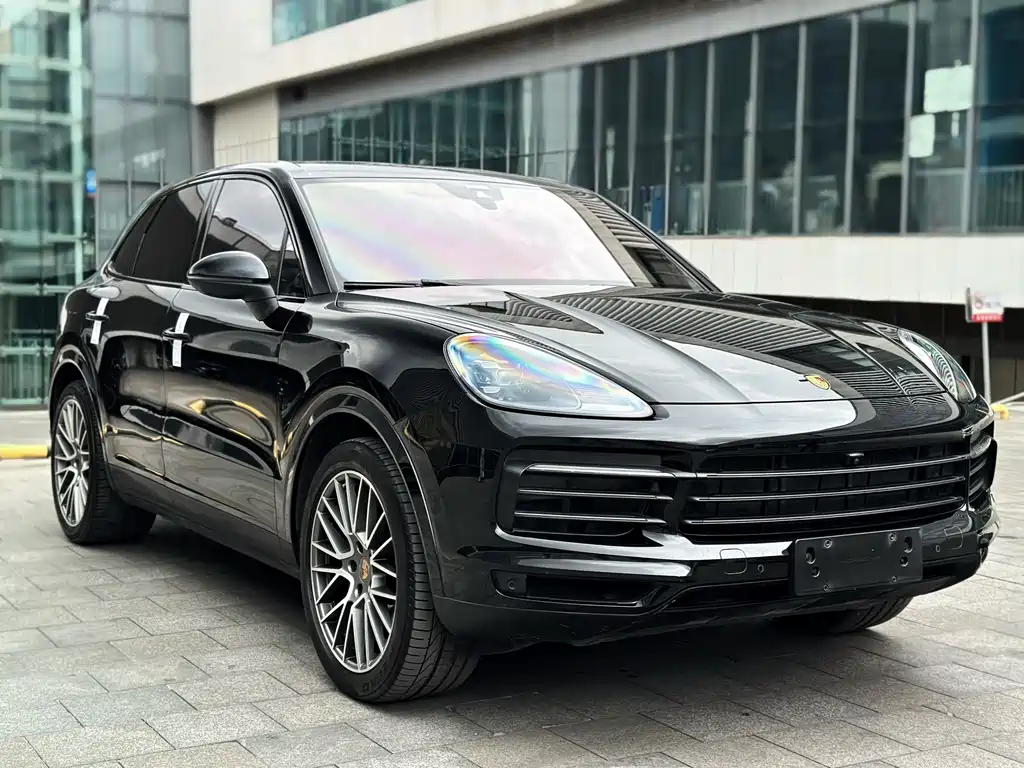 Porsche Cayenne 2022