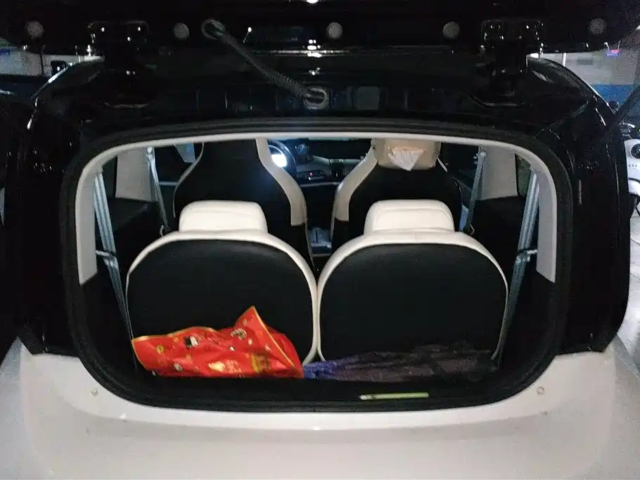 Baojun E300 2020