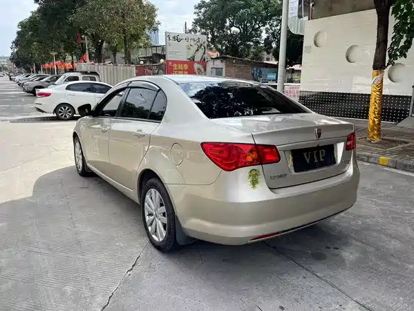 Roewe 350 2015