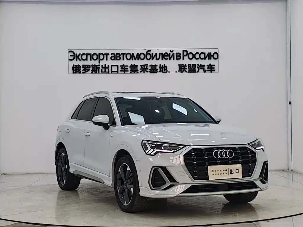 Audi Q3 2022 — фото 3