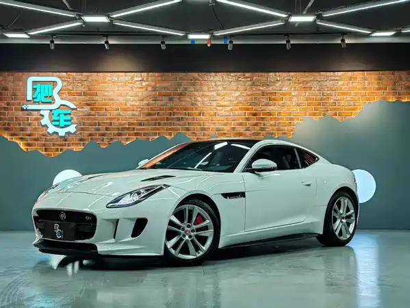 Jaguar F-TYPE 2016