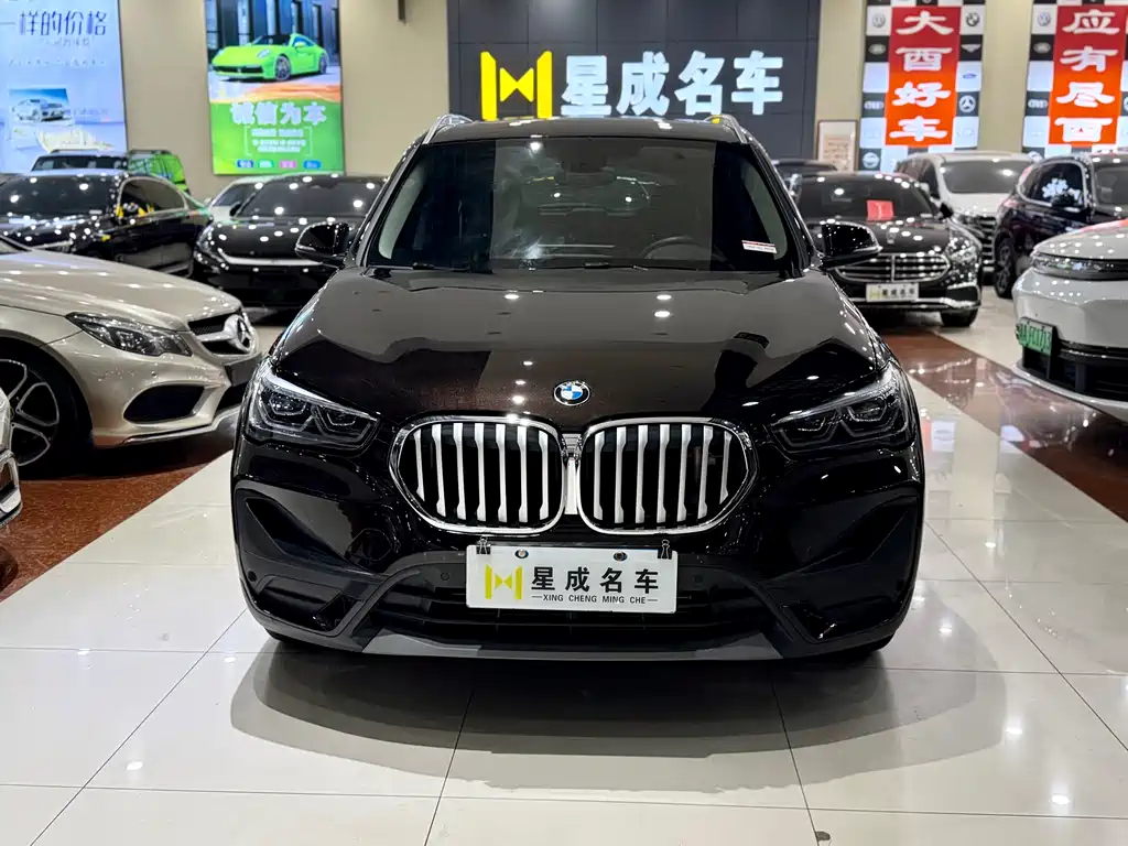BMW X1 2022 — фото 3