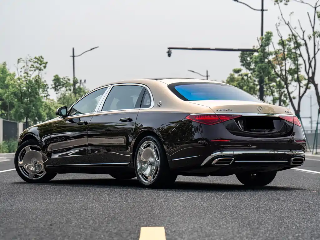 Mercedes-Benz Maybach S-Class 2022 — фото 4