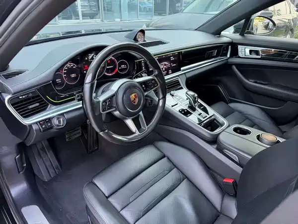 Porsche Panamera 2018