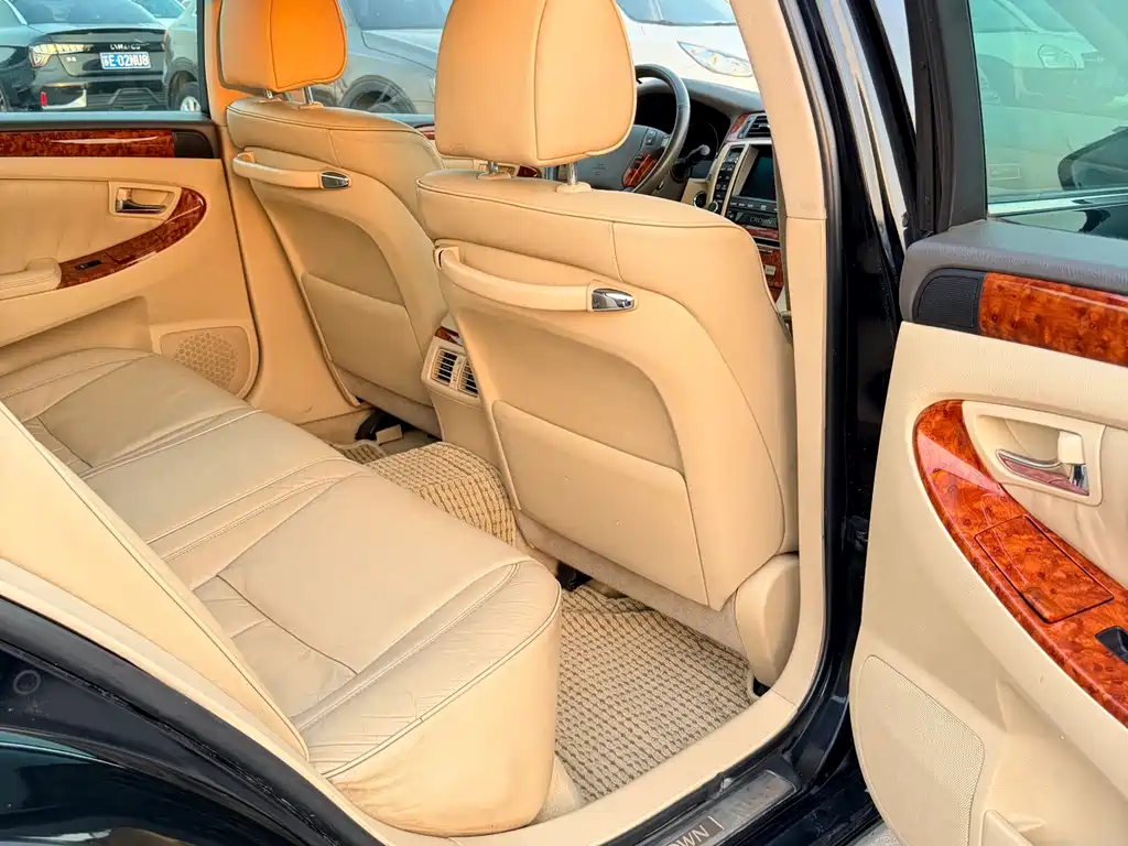 Toyota Crown 2006 — фото 17