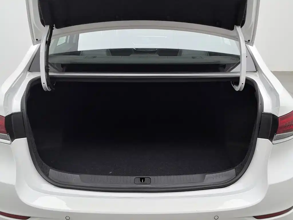Buick Excelle GT 2021 — фото 16