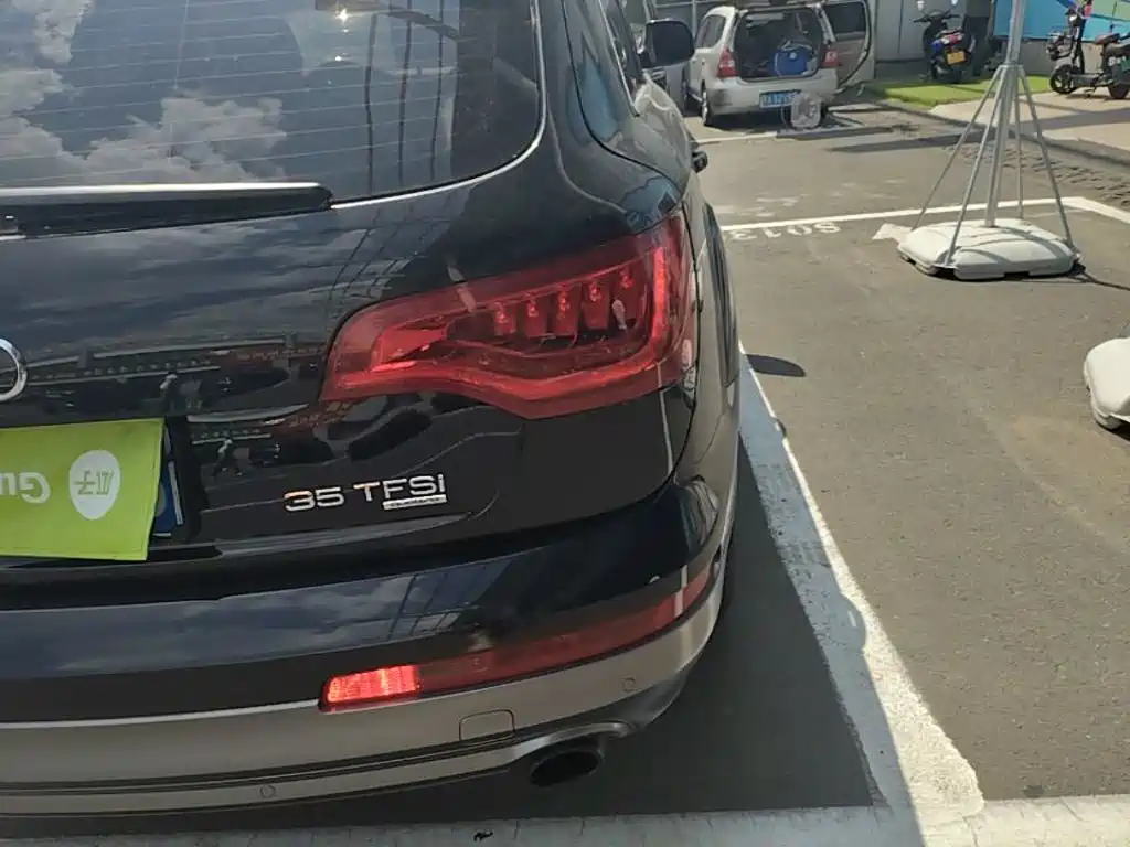 Audi Q7 2015 — фото 8