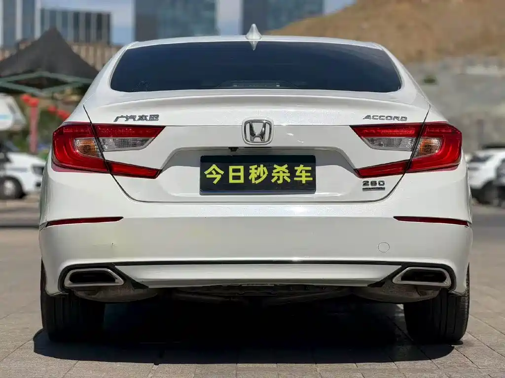 Honda Accord 2019 — фото 8