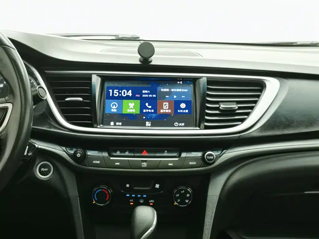 Buick Excelle 2018 — фото 12