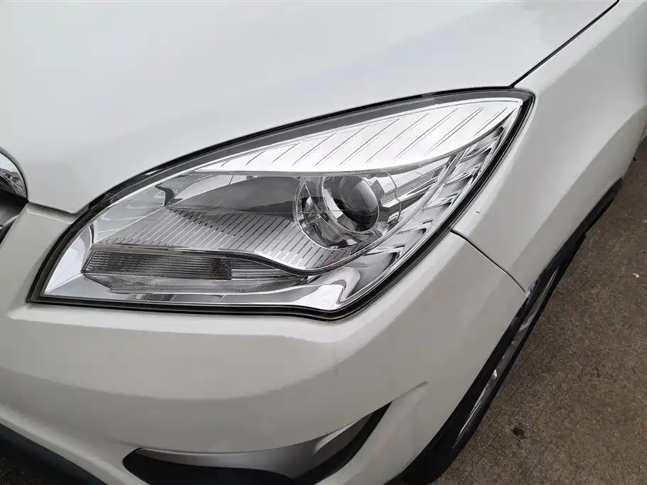 Changan CS35 2014