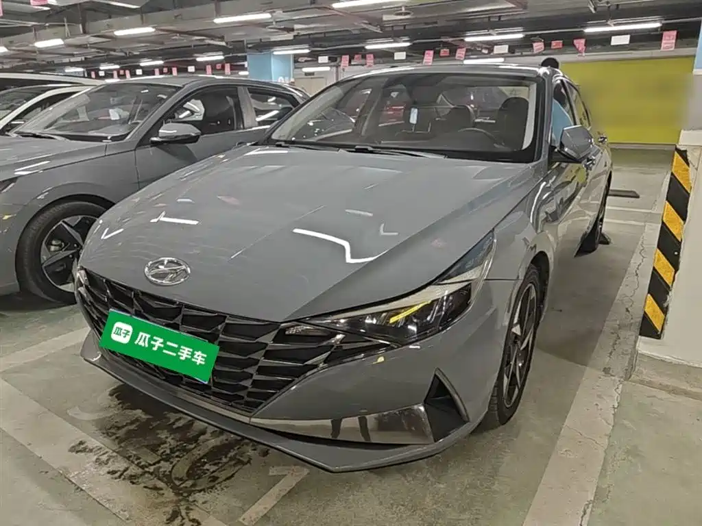 Hyundai Elantra 2022 — фото 1