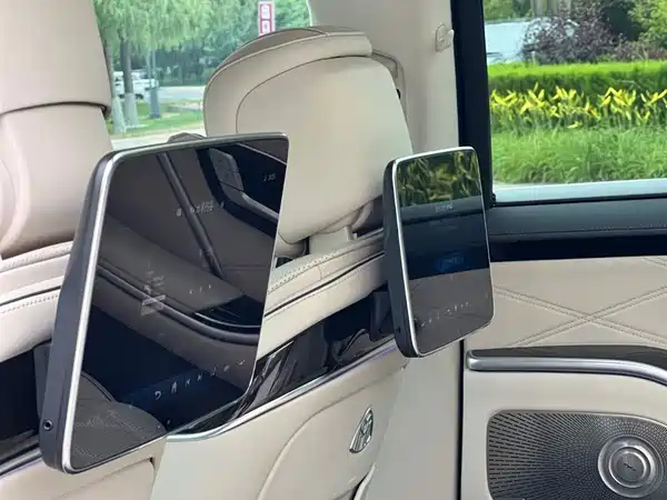 Mercedes-Benz Maybach S-Class 2023