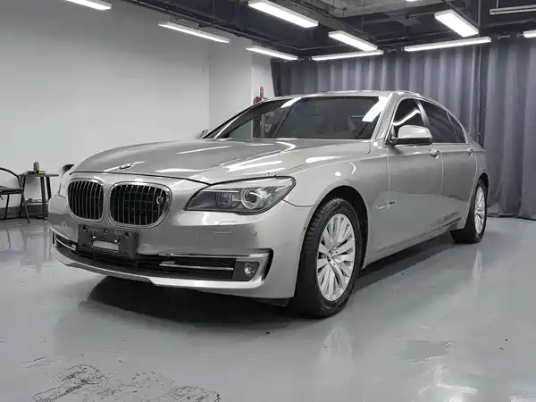 BMW 7 Series 2010
