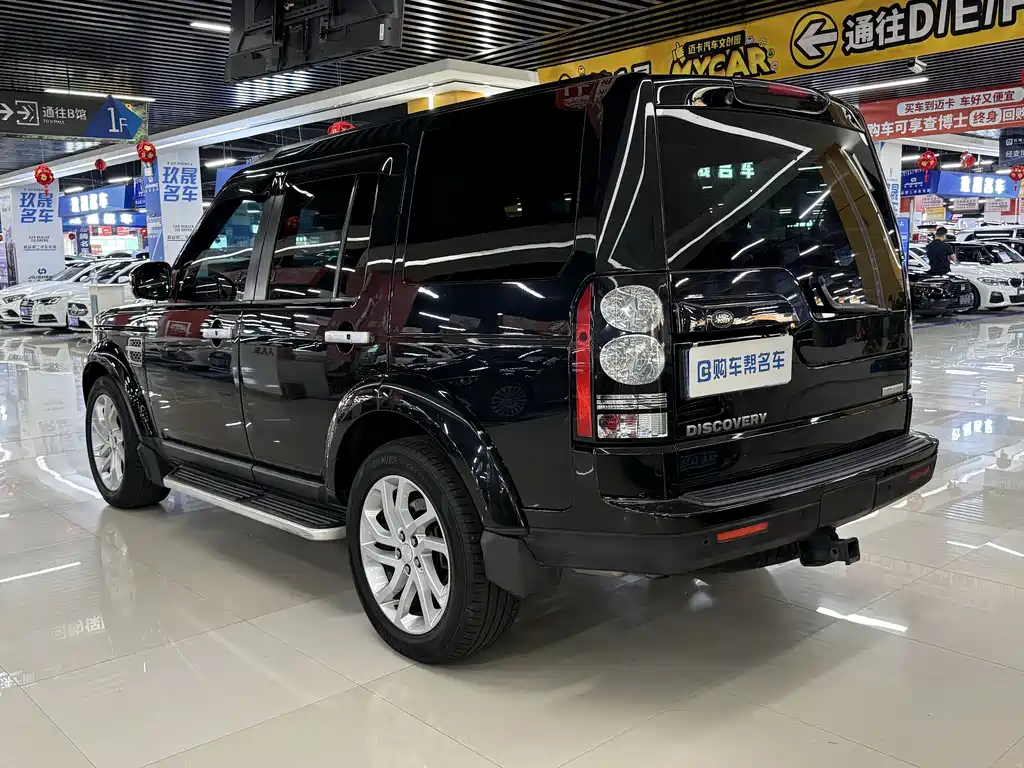 Land Rover Discovery 2015 — фото 17