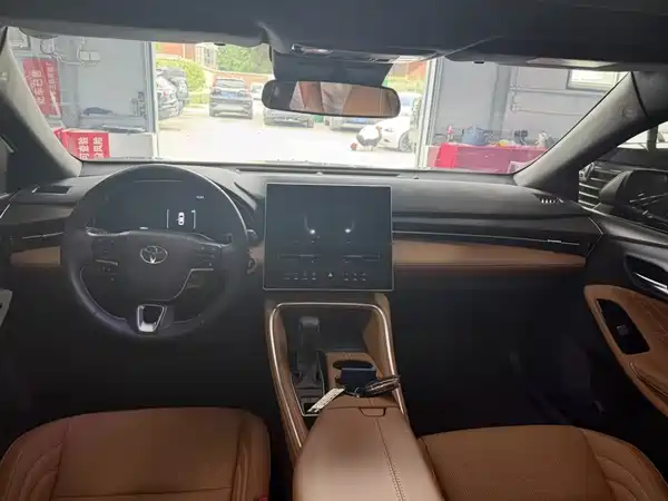 Toyota Avalon 2025