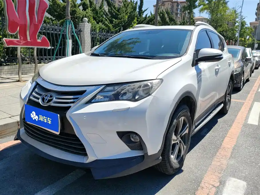 Toyota RAV4 2016