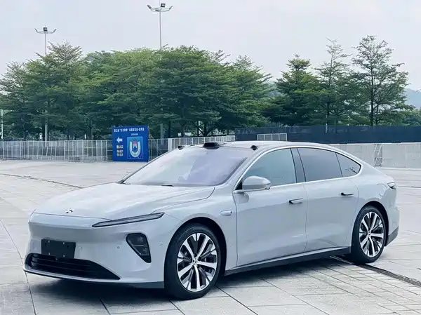 NIO ET7 2023